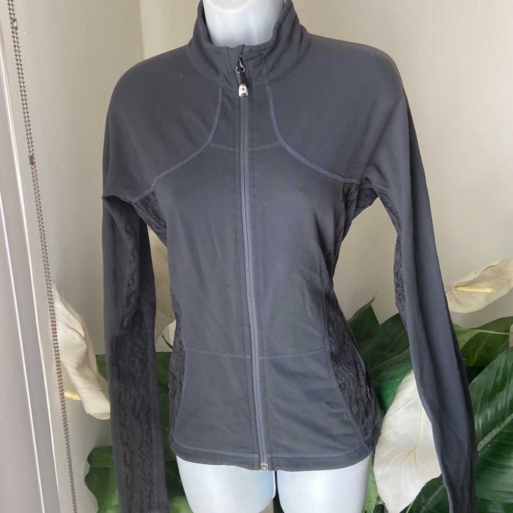 Lululemon charcoal gray animal print detail  jacket